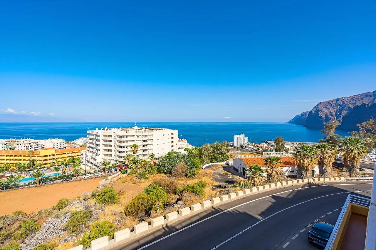 Luxury Apartment With Stunning Ocean View Puerto de Santiago  İspanya